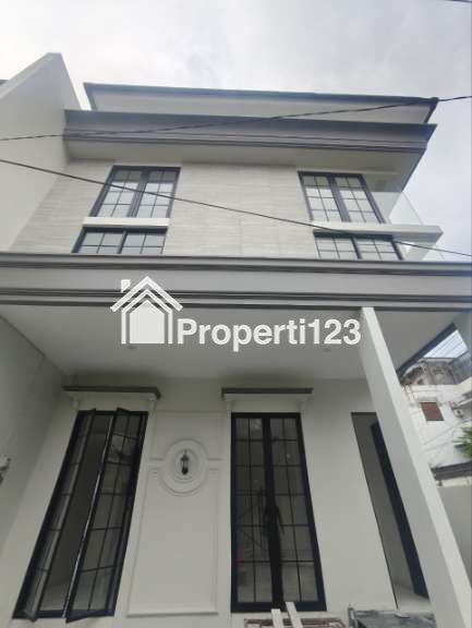 Rumah Modern Baru Gress Di Perumahan Taman Pondok Indah Wiyung Surabaya Dekat Tol - 2