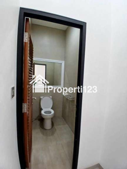 Rumah 2 lantai ada rooftop dalam cluster di Rangkapan Jaya Baru Depok - 5