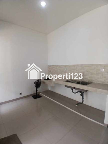 Rumah 2 lantai ada rooftop dalam cluster di Rangkapan Jaya Baru Depok - 4