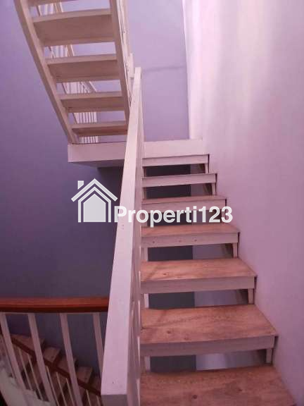 Rumah 2 lantai ada rooftop dalam cluster di Rangkapan Jaya Baru Depok - 15