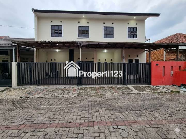 DIJUAL RUMAH KOST AKTIF 21 KAMAR JATINANGOR – PASTI FULL, LANGSUNG PASIF INCOME 300 JUTA+/TAHUN! - 1