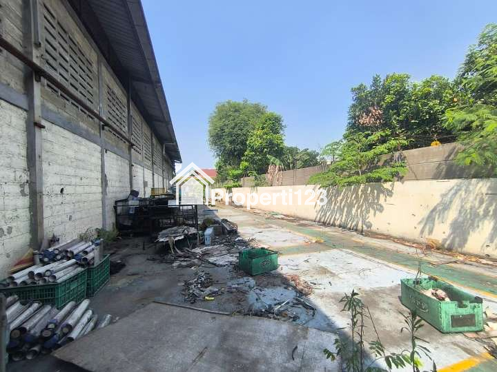 Gudang Ex Pabrik Jalan Raya Setu Dekat Kawasan MM2100 Cibitung - 15