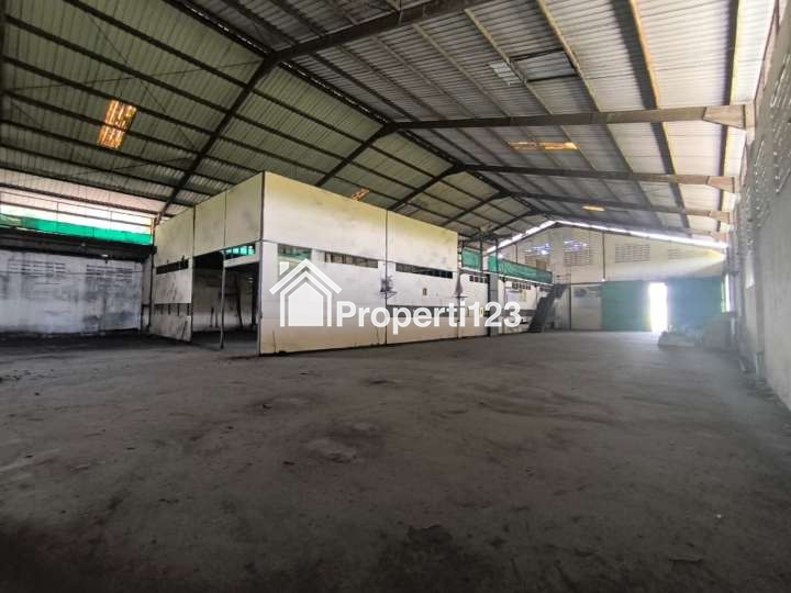 Gudang Ex Pabrik Jalan Raya Setu Dekat Kawasan MM2100 Cibitung - 5