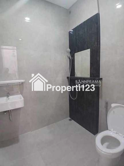 Rumah 2 lantai ada rooftop dalam cluster di  Mampang Depok - 8