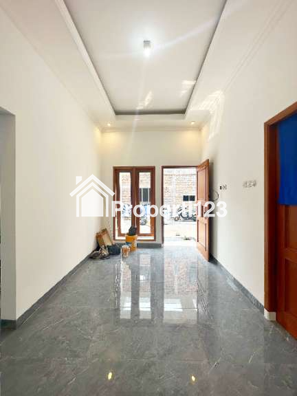Townhouse Premium dekat Stasiun Lrt Ciracas Jakarta Timur - 2