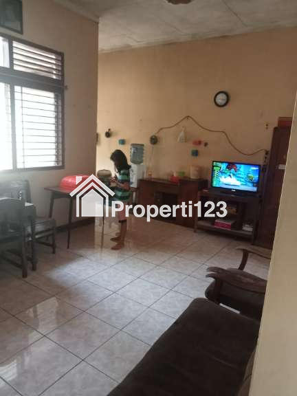 Dijual Rumah berikut tanah yang luas di Jl Kenanga V Kel Genuk, Ungaran - 7