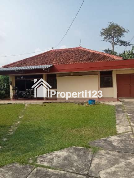 Dijual Rumah berikut tanah yang luas di Jl Kenanga V Kel Genuk, Ungaran - 1