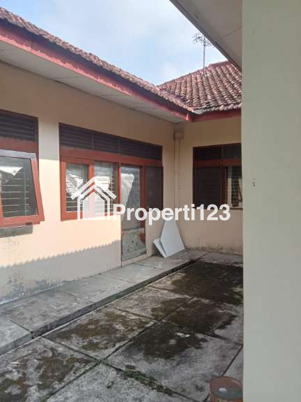Dijual Rumah berikut tanah yang luas di Jl Kenanga V Kel Genuk, Ungaran - 5