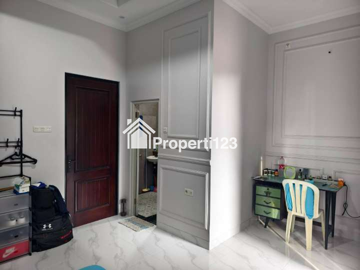 Dijual Murah Rumah Cantik 2 Lt. di Kalimulya Kota Depok - 9