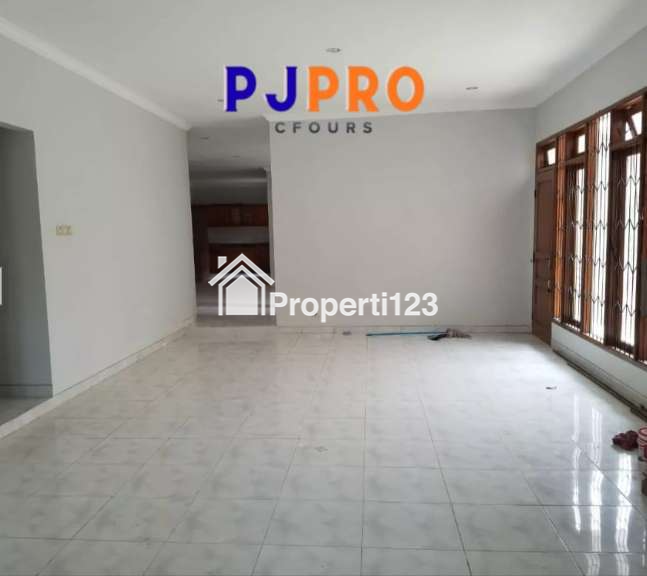 Dijual Rumah Bagus Siap Huni di Cempaka Putih Timur Jakarta Pusat - 6