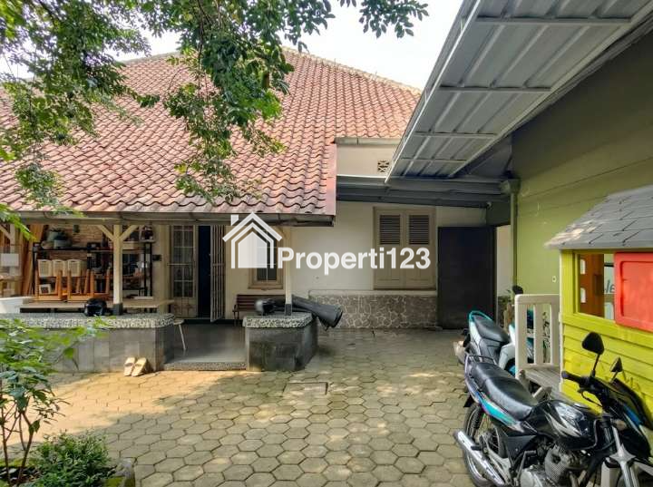Jual Rumah Mewah Hook Luas 988m² di Sayap Ahmad Yani Dekat Kosambi Bandung – Parkir 15 Mobil! - 7