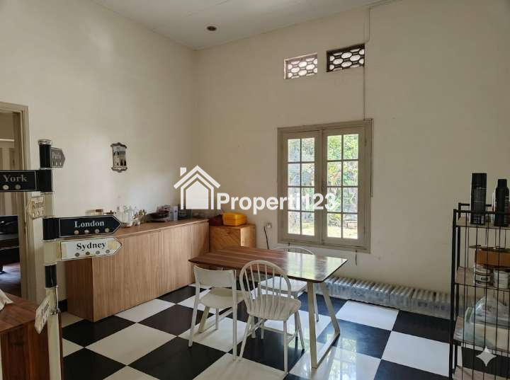 Jual Rumah Mewah Hook Luas 988m² di Sayap Ahmad Yani Dekat Kosambi Bandung – Parkir 15 Mobil! - 13
