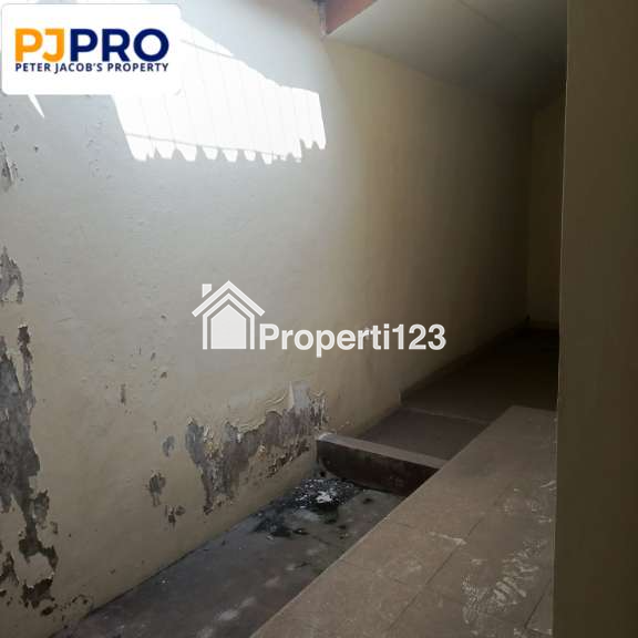 Dijual Rumah Siap Huni Harga Murah Posisi Hook di Harapan Indah 1 Bekasi - 14