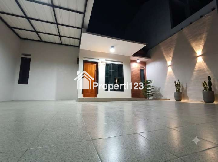 RUMAH MEWAH SIAP HUNI FULLY FURNISHED DI PERMATA KOPO BANDUNG – BEBAS BANJIR, SHM ON HAND, NEGO SAMPAI JADI! - 13