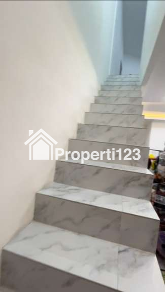 Dijual Rumah + Usaha Loundry di Jelambar Baru (Belakang Sekolah Kristen Pancaran Berkat) - 6