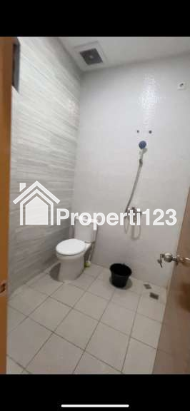 Dijual Rumah + Usaha Loundry di Jelambar Baru (Belakang Sekolah Kristen Pancaran Berkat) - 12