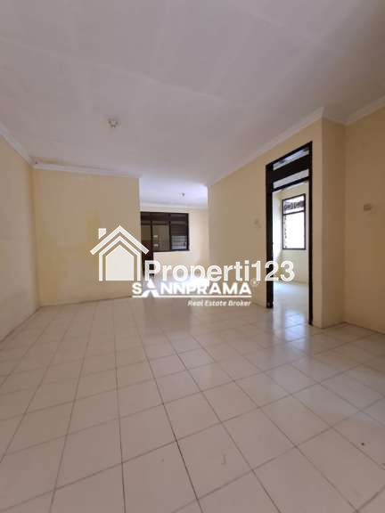 Rumah second murah siap huni tanah luas dibeji depok - 4