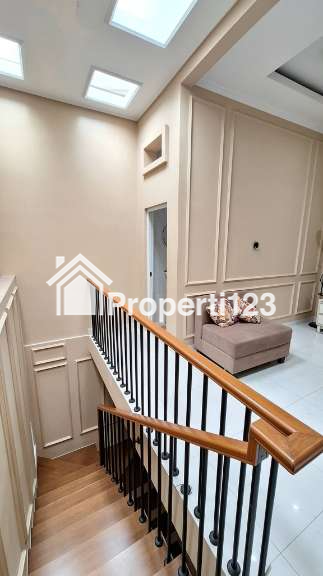 Dijual Murah Rumah Cantik 2 Lt. di Kawasan Bandara Halim Perdanakusuma, Jakarta Timur - 9