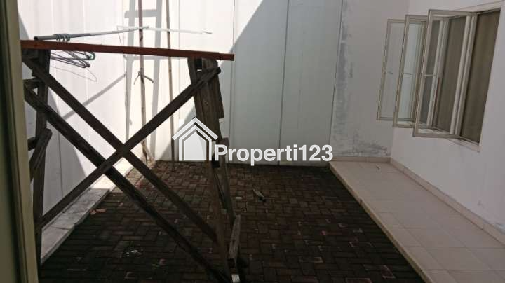 Disewakan arumah Minimalis Terawat wisma permai Surabaya - 12