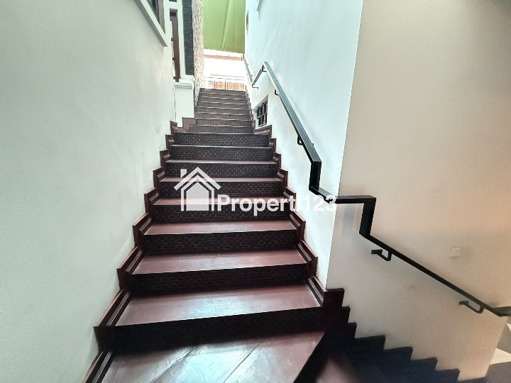Dijual Rumah Mewah di Cokroaminoto Menteng Jakarta Pusat - 3