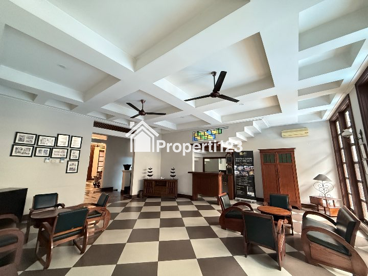 Dijual Rumah Mewah di Cokroaminoto Menteng Jakarta Pusat - 2