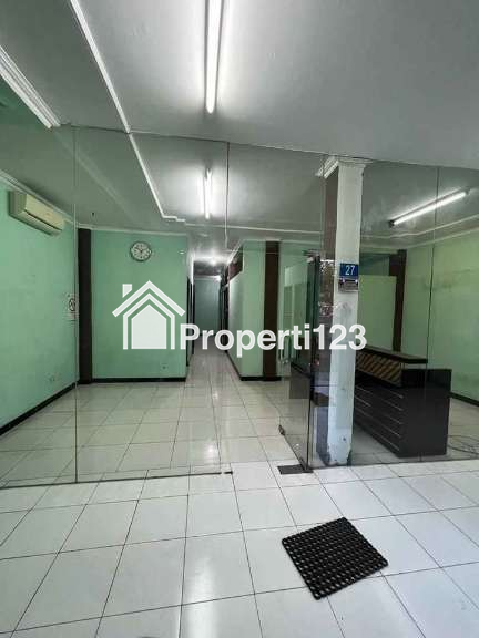 Ruko Strategis 2 Lantai Nol Jalan Raya Lokasi Strategis di Pacar Keling Surabaya - 3