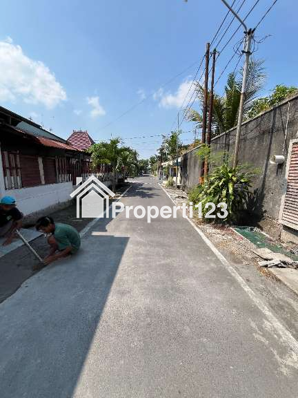 Di jual rumah di sumber solo - 2