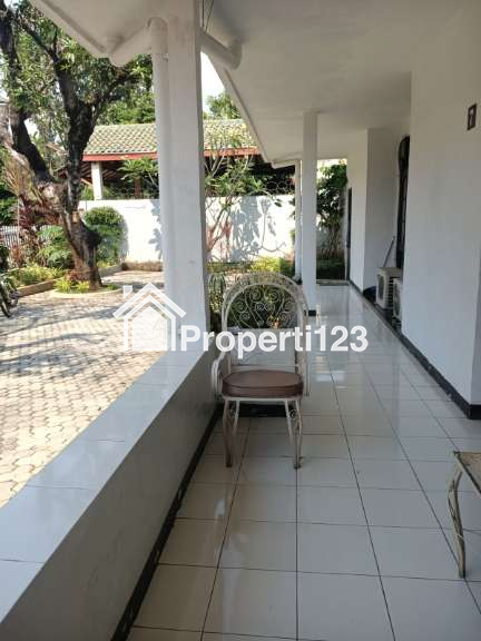 Dijual Murah Rumah 1,5 Lt. di Komplek PERTAMINA Ujung Menteng, Jakarta Timur - 2