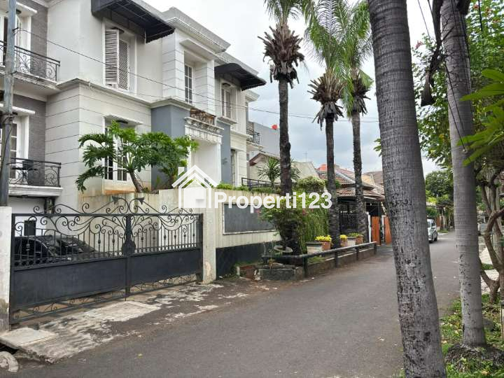 Dijual Murah Rumah Mewah 3 Lt. di Cempaka Putih Tengah, Jakarta Pusat - 11