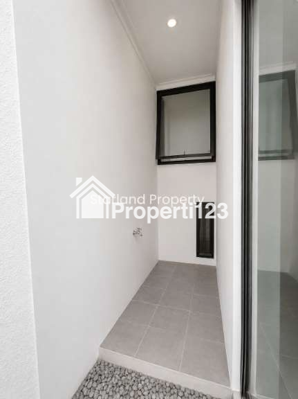 Rumah Konsep Scandinavian Split Level di Serua Ciputat Tangsel - 12