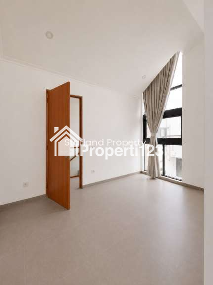 Rumah Konsep Scandinavian Split Level di Serua Ciputat Tangsel - 3
