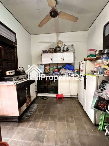 Rumah Hook Tanah Luas di Jatiwaringin Cipinang Melayu Jakarta Timur - 3