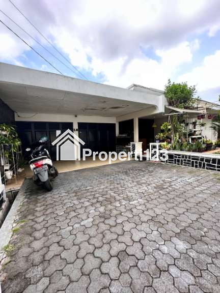 Rumah Hook Tanah Luas di Jatiwaringin Cipinang Melayu Jakarta Timur - 8