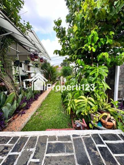 Rumah Hook Tanah Luas di Jatiwaringin Cipinang Melayu Jakarta Timur - 7