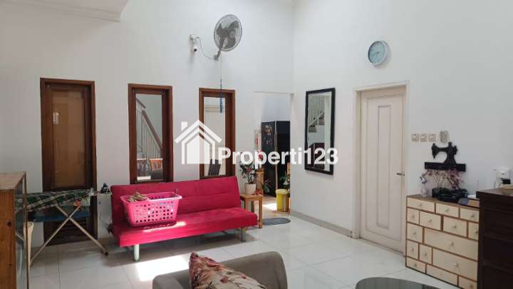 Dijual Cepat Rumah Kosan di Duta Bumi Bekasi - 2