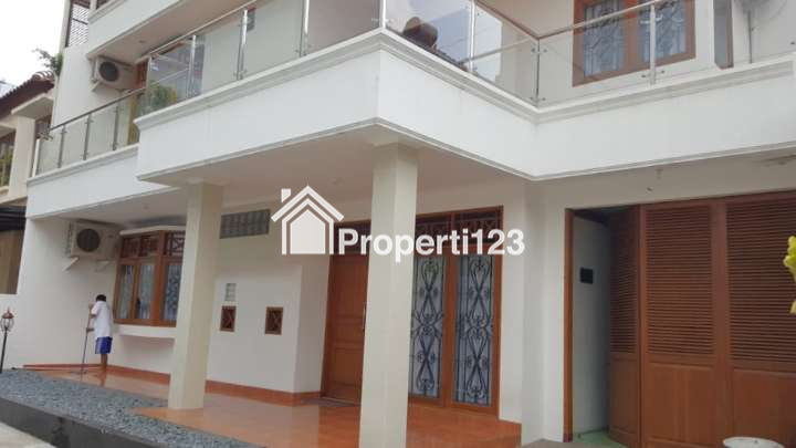 Rumah Siap Huni Dalam Cluster Mampang Prapatan Jakarta Selatan - 1