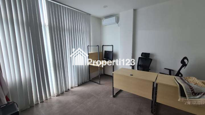Disewakan Ruko Permata Senayan LT 75 m2 di Senayan , Jakarta Selatan  Murah - 1