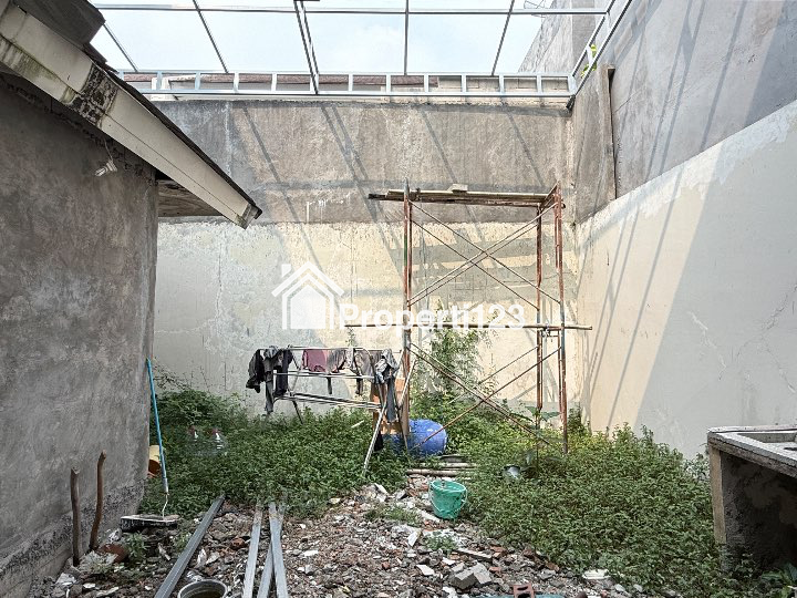 Dijual Murah Rumah di Cluster Aralia Harapan Indah Bekasi - 5