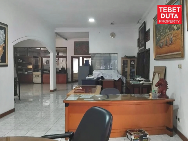 Dijual Cepat Rumah Tebet Barat Harga NJOP Lokasi Strategis Jalan Raya (BU) - 6