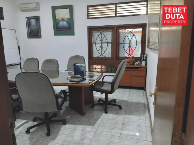 Dijual Cepat Rumah Tebet Barat Harga NJOP Lokasi Strategis Jalan Raya (BU) - 4