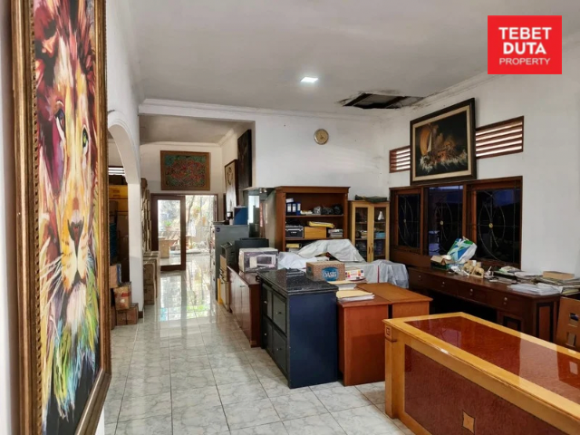Dijual Murah Rumah Tebet Barat Harga NJOP Lokasi Strategis Jalan Raya - 17