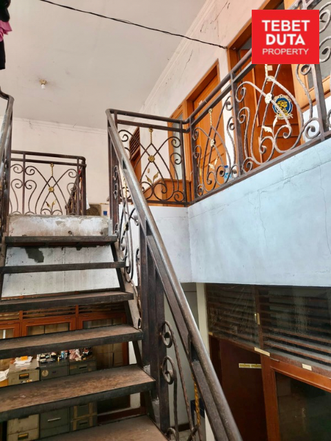 Dijual Murah Rumah Tebet Barat Harga NJOP Lokasi Strategis Jalan Raya - 25