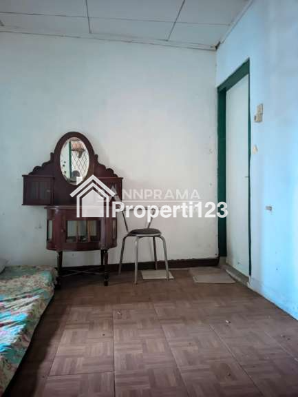 Rumah second 2lantai murah plus kosan diperumnas beji depok - 4