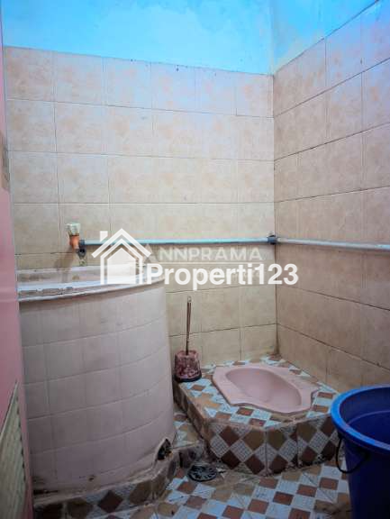 Rumah second 2lantai murah plus kosan diperumnas beji depok - 5
