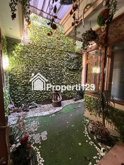 Di jual rumah di jalan Adisucipto solo - 10