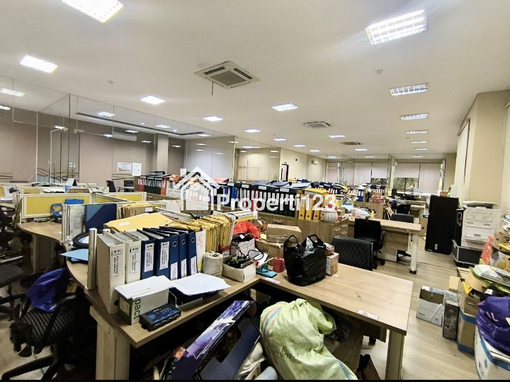 Dijual Gedung Kantor Hoek di Jalan Rajawali Kemayoran Jakarta Pusat - 3