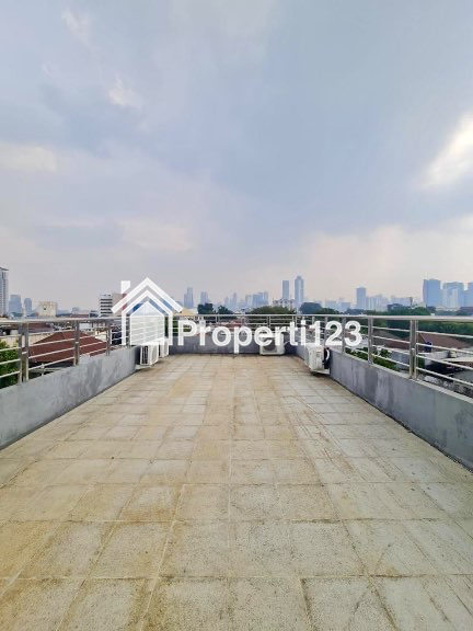 Dijual Kantor Baru Renovasi di Tebet Barat Dalam Jakarta Selatan - 6