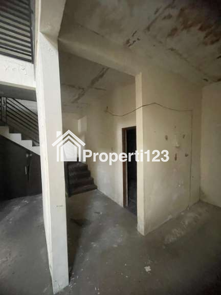 Rumah Tinggal Strategis di Taman Pagelaran, Ciomas, Bogor - 4