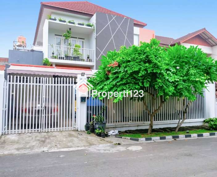 DIJUAL Rumah Premium Duren Sawit! Lingkungan Elite, Akses Tol Dekat - 1