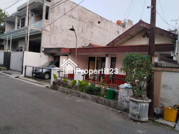 DIJUAL RUMAH Strategis Hitung Tanah Dekat Pusat Kota - 2